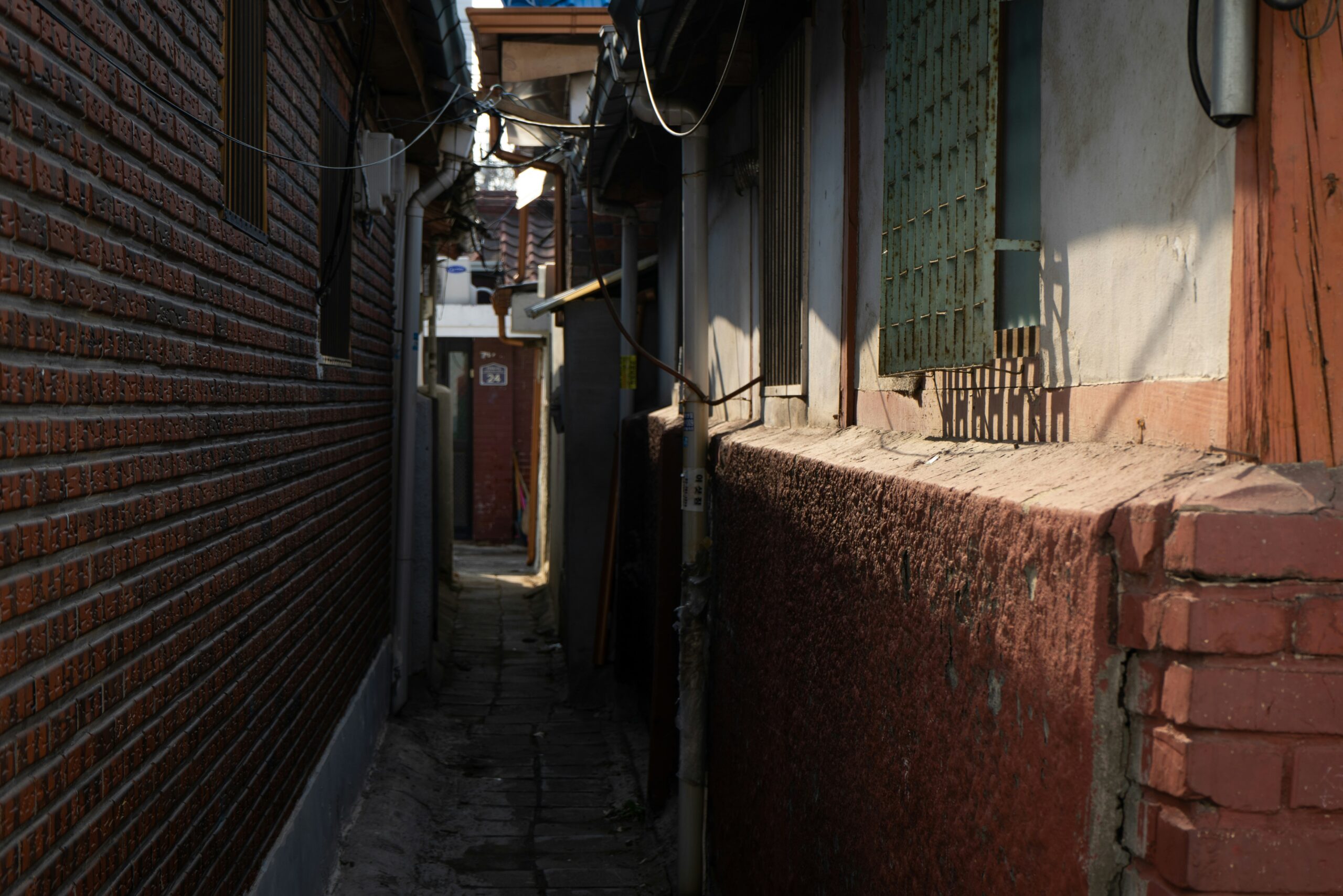 Hidden Seoul street